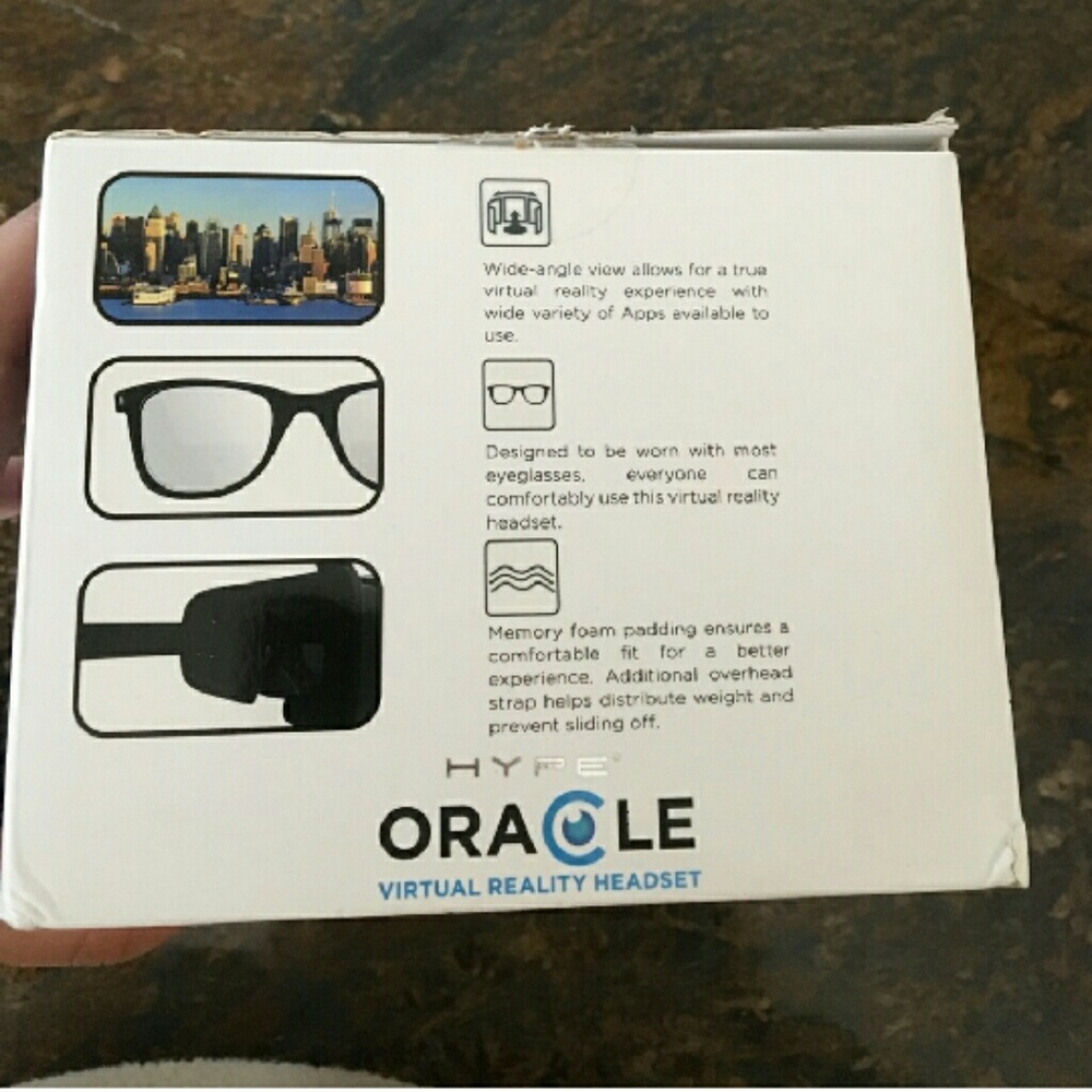 Virtual Reality Goggles... - Picture 2 of 6